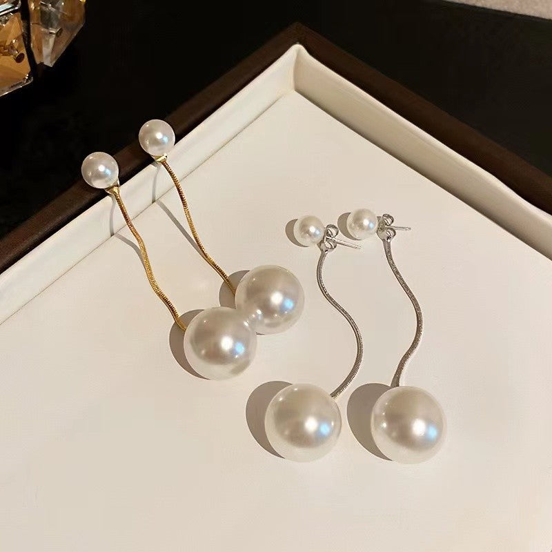 AWJ-157 Elegant Pearl Hanging Korean Earrings – Stylish Lightweight Fashion Jewelry for Women